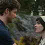 Jack Quaid und Sophie Thatcher im Romantik-Horror-Szenario von „Companion“