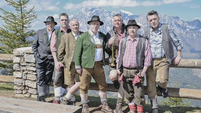 Willibald „Witsch“ Taxacher, Armand Beran, Manfred „Mondo“ Priversek, Christian „Chris“ Kaindlbauer, Kurt Kaindlbauer und Manfred „Manni“ Mulej geben sich wieder die Ehre. Neu in der Comeback-Besetzung ist der Weststeirer Alfred „Fredy“ Prasch