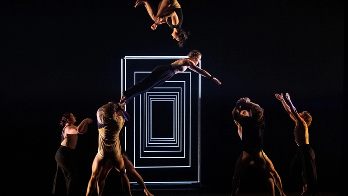 Zu Gast in Graz beim Cirque Noël: Gravity & Ther Myths