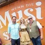 ORF-Sendungsverantwortlicher Florian Illich, Melissa Naschenweng und Veranstalter Sepp Adlmann
