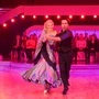 Simone Lugner mit Profi Danilo Campisi: ein Quickstep als erster Tanz
