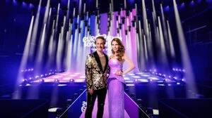 Gastgeber für drei Live-Shows (12., 14. und 16. Mai): Victoria Swarovski und Michael Ostrowski 