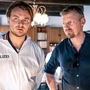 Ein Jungspund im Serien-Dino aus Wien: Max Fischnaller (Julius Rubatsch) mit Ermittler Martin Gruber (Max Herzog)