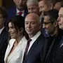 Amazon-Gründer Jeff Bezos (Mitte) bei der Inauguration im Jänner. 2013 kaufte er die „Washington Post“. 
