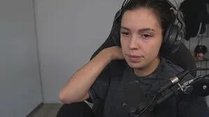 Die Grazer Streamerin Shurjoka ist für ihre starke politische Meinung bekannt. 