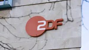 Im ZDF müssen drei Moderatoren ein bekanntes Magazin verlassen