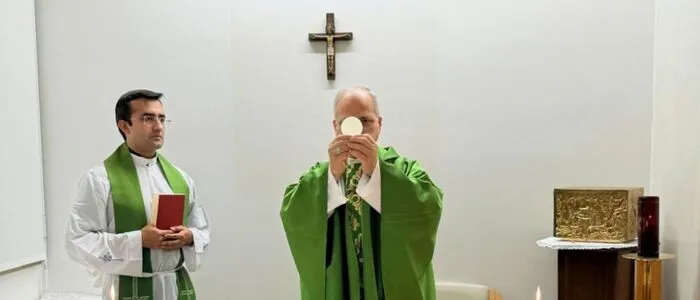 Papst hält Messe im Gemelli-Spital