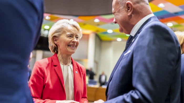 Stocker will von EU weniger Beamte