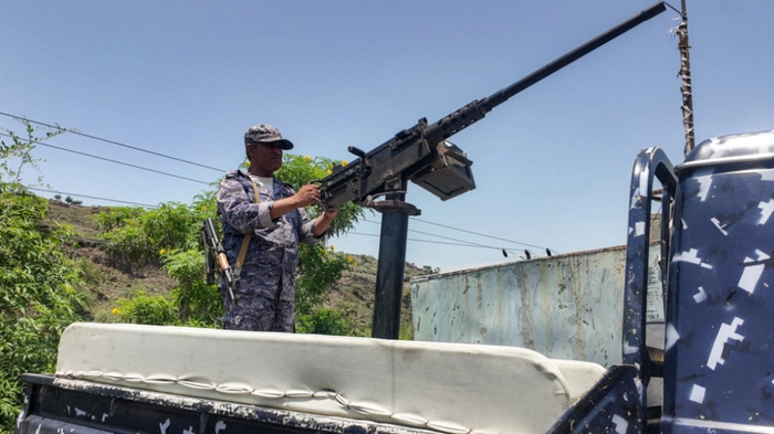 Jemens Regierungstruppen im Kampf gegen Houthi-Milizen (Archivbild)