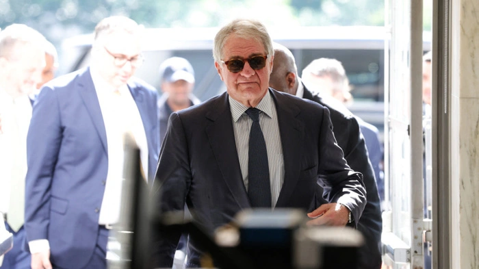 Leon Black reichte Klage gegen Vorladung ein