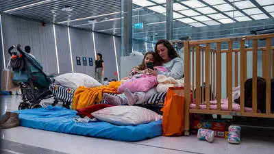 Tägliche Raketenalarme: Viele Israelis suchen Schutz in U-Bahn-Stationen.