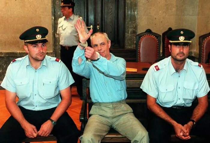 -ZU APA CI-  Adolf Schandl-einer der Geiselnehmer in der Haftanstalt Karlau- bei der heutigen Berufungsverhandlung im Wiener Landesgericht.   APA-Photo: Herbert Pfarrhofer