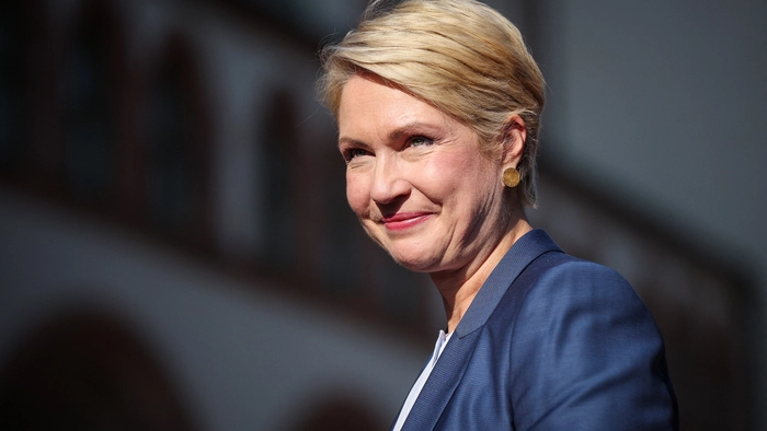 Seit neun Jahren ist Schwesig Ministerpräsidentin in Mecklenburg-Vorpommern. Und nach der Wahl am Sonntag will sie das auch unbedingt bleiben