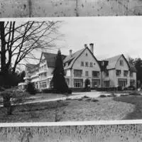 Im „Hotel de Bilderberg“ im niederländischen Oosterbeek wurde das geheimnisumwobene Treffen 1954 zum ersten Mal ausgetragen.
