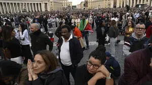 Das große Warten auf den neuen Papst in Rom