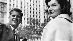 John F. Kennedy und seine Frau First Lady Jackie Kennedy 1961 in New York