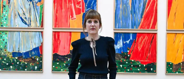 Claire Tabouret  | Für Claire Tabouret war der Quasi-Blick hinter die Kulissen wichtig. Im Grand Palais konnten die Pariser Modelle der neuen Fenster von Notre-Dame bestaunen 