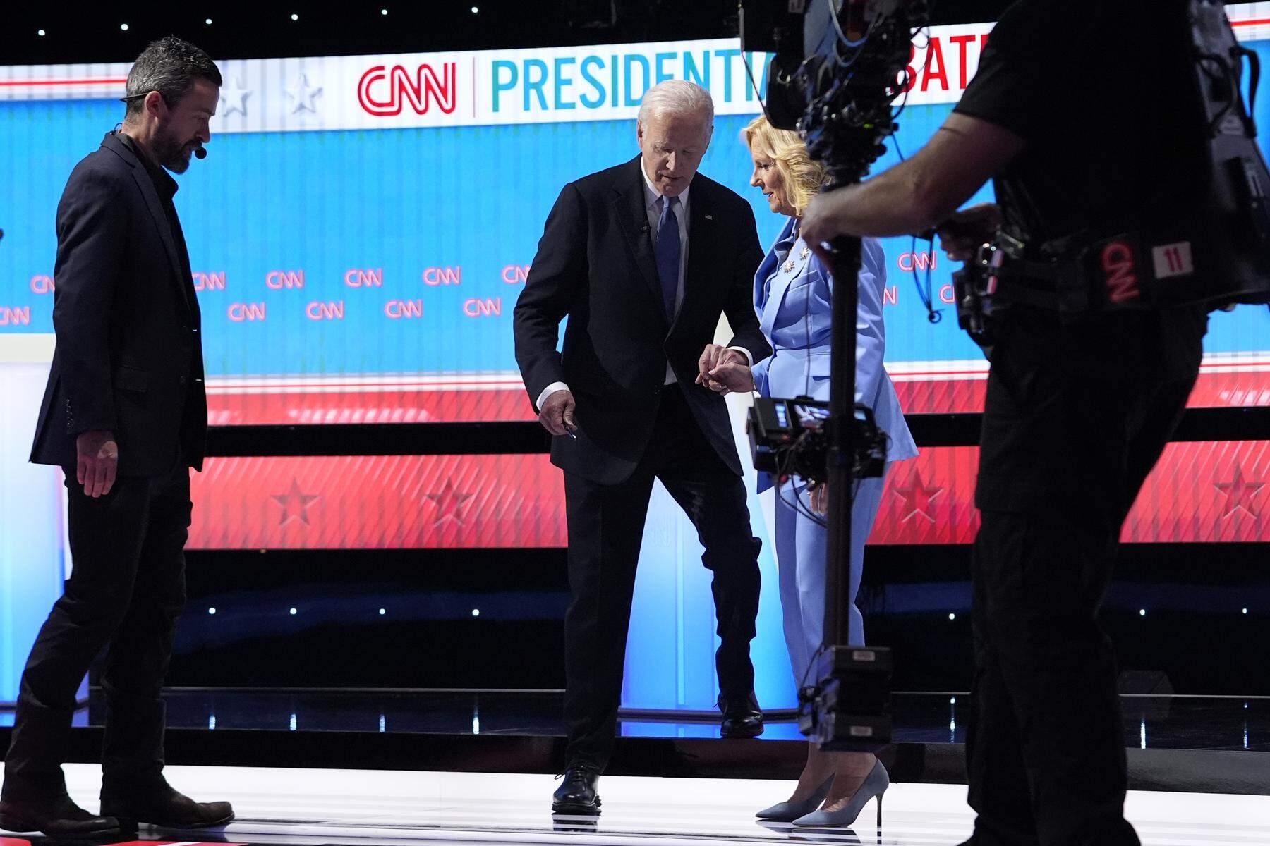 Biden nach TV-Duell unter Druck: Wechseln die Demokraten ihren Kandidaten?