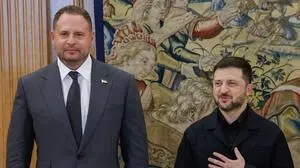 (FILES) Ukraine's President Volodymyr Zelensky (R) and Head of the Office of the Presidency of Ukraine Andriy Yermak (L) during their meeting at the Zarzuela Palace in Madrid on November 18, 2025. Ukraine's anti-graft authorities said on November 28, 2025 they were searching the offices of President Volodymyr Zelensky's powerful chief of staff, Andriy Yermak, raids that come as a massive corruption scandal embroils Kyiv. (Photo by Oscar DEL POZO / AFP)