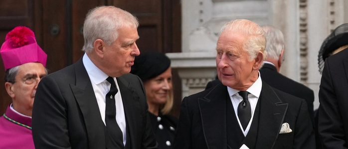 In den vergangenen Jahren waren Andrew und Charles nur noch bei Begräbnissen gemeinsam zu sehen