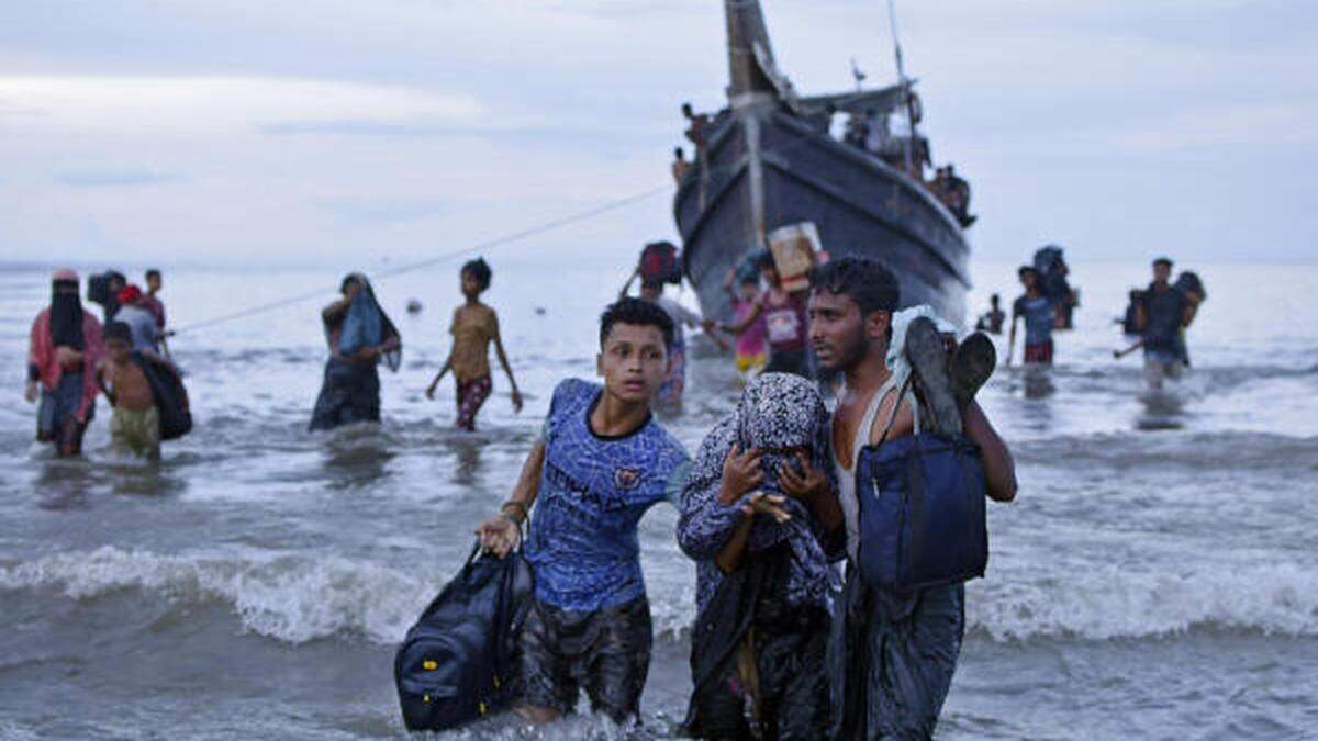 Rohingya-Flüchtlinge landeten in Indonesien, wurden aber wieder weggeschickt. AP