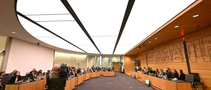 Der U-Ausschuss erwartet Innenminister Karner