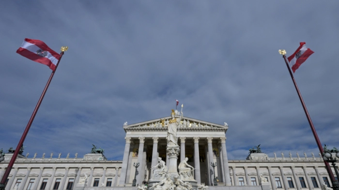 Parlament öffnet bald wieder seine Türen