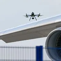 Drohnenangriff auf Flughafen beschäftigt die deutsche Politik