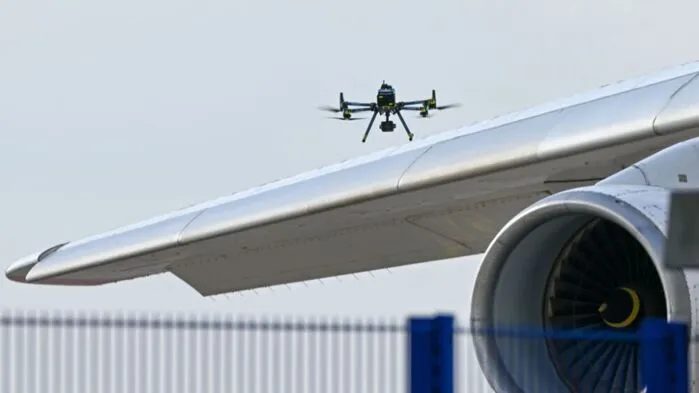 Drohnenangriff auf Flughafen beschäftigt die deutsche Politik