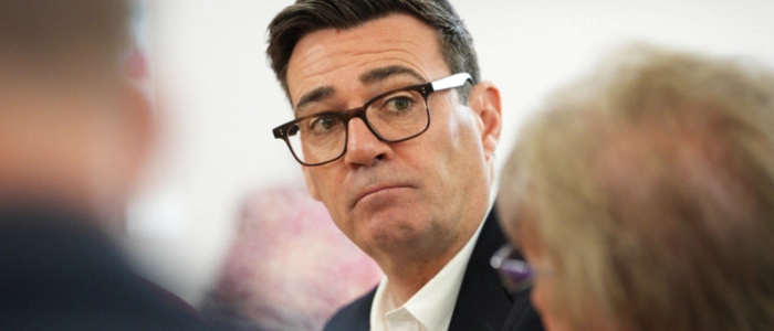 Wie genau Einmischung aussah, verriet Burnham nicht