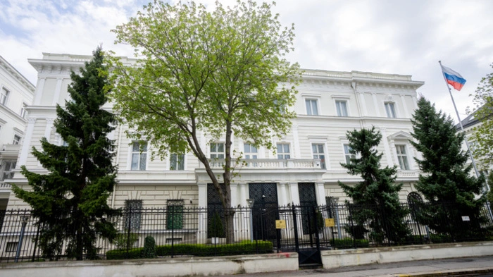 Russische Botschaft entschuldigt sich für Störgeräusch (Archivbild)