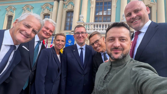 This handout photograph released by the Ukrainian Presidential Press Service on August 23, 2026, shows (L-R) Norway's Prime Minister Jonas Gahr Store, Lithuania's President Gitanas Nauseda, Denmark's Prime Minister Mette Frederiksen, Estonia's Prime Minister Kristen Michal, Finland's President Alexander Stubb, Ukraine's President Volodymyr Zelensky and Latvia's Prime Minister Andris Kulbergs posing for a selfie during the Nordic-Baltic Eight (NB8) summit in Kyiv on August 23, 2026, amid Russia’s invasion of Ukraine. (Photo by Handout / UKRAINIAN PRESIDENTIAL PRESS SERVICE / AFP) / RESTRICTED TO EDITORIAL USE - MANDATORY CREDIT "AFP PHOTO / UKRAINIAN PRESIDENTIAL PRESS SERVICE" - HANDOUT - NO MARKETING NO ADVERTISING CAMPAIGNS - DISTRIBUTED AS A SERVICE TO CLIENTS