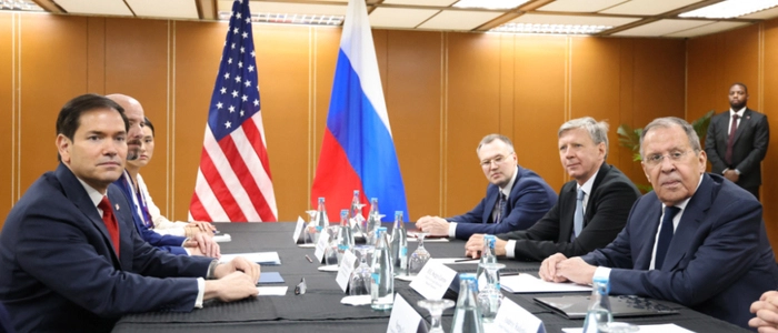 This handout picture taken and released on July 23, 2026 by the Russian Foreign Ministry, Russia's Foreign Russia's Foreign Minister Sergey Lavrov (R) attends a meeting with US Secretary of State Marco Rubio (L) on the sidelines of the Association of Southeast Asian Nations (ASEAN) Foreign Ministers Meeting in Pasay, Metro Manila. Russia warned the United States on July 23, 2026 against making "unacceptable" arms deliveries to Ukraine, the Russian foreign ministry said in a statement. Foreign Minister Sergei Lavrov "stressed that it was unacceptable to continue supplying weapons to the Kyiv regime" in a meeting with his US counterpart Marco Rubio in Manila, it said. (Photo by Handout / RUSSIAN FOREIGN MINISTRY / HANDOUT / AFP) / RESTRICTED TO EDITORIAL USE - MANDATORY CREDIT "AFP PHOTO / Russian Foreign Ministry " - HANDOUT - NO MARKETING NO ADVERTISING CAMPAIGNS - DISTRIBUTED AS A SERVICE TO CLIENTS