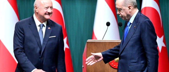 Türkeis Präsident Erdoğan (r.) mit Bundeskanzler S (l.)