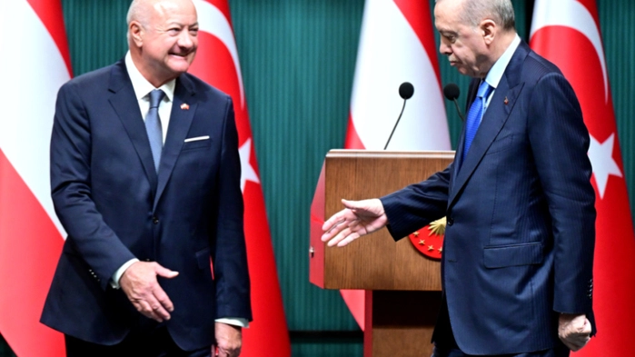 Türkeis Präsident Erdoğan (r.) mit Bundeskanzler S (l.)