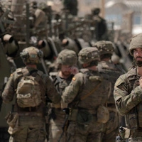 Festnahmen nach Steinwürfen auf spanische Soldaten