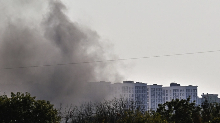 Rauchschwaden nach russischem Drohnenangriff auf Kiew