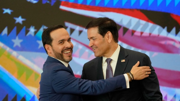 Kolumbiens Präsident De la Espriella (li.) und US-Außenminister Rubio