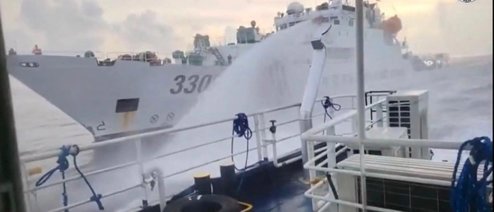 China setzt immer wieder Wasserwerfer gegen philippinische Boote ein