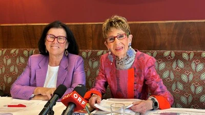 Die Vorsitzende des Pensionistenverbands Birgit Gerstorfer (l.) und Seniorenbund-Obfrau Ingrid Korosec