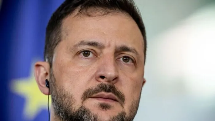 Selenskyj besucht erstmals Serbien