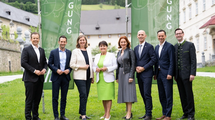 Teamchefin Manuela Khom mit ihrem Team versuchte bei der Klubklausur in St. Lambrecht Zuversicht in die eigene Stärke auszustrahlen