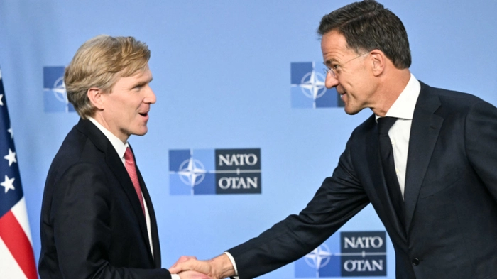 Elbridge Colby und Mark Rutte in Brüssel