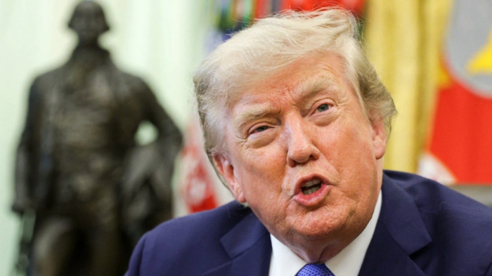 WASHINGTON, DC - AUGUST 06: U.S. President Donald Trump speaks during an event in the Oval Office of the White House on August 06, 2026 in Washington, DC. President Trump is expected to sign two executive orders on bringing computer chip manufacturing to the U.S. and denying birthright citizenship to children of foreign diplomats. Alex Wong/Getty Images/AFP (Photo by ALEX WONG / GETTY IMAGES NORTH AMERICA / Getty Images via AFP)