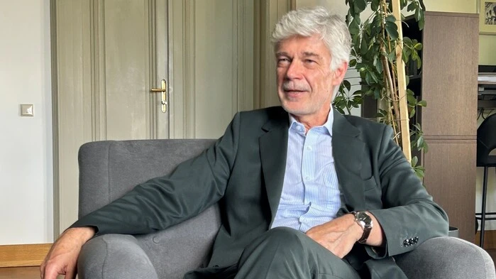 Es war sehr schön, es hat ihn sehr gefreut: der scheidende Parlamentsdirektor Harald Dossi