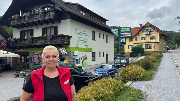 Martina Pöschl (38) sichert in der weststeirischen Gemeinde Hirschegg-Pack seit drei Jahren die Nahversorgung