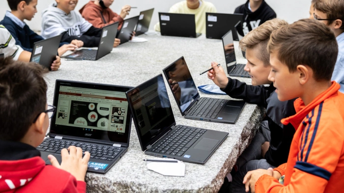 Derzeit bekommt jeder Schüler in der Unterstufe einen eigenen Rechner