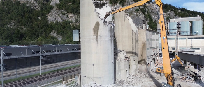 Auf dem 130 Jahre alten Werksgelände der Firmen Alpacem und Intercal wurden in den letzten Wochen auch die Silos abgerissen