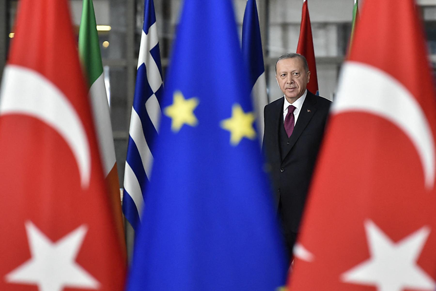 Brüssel: EU möchte belastete Beziehungen zur Türkei aufleben lassen