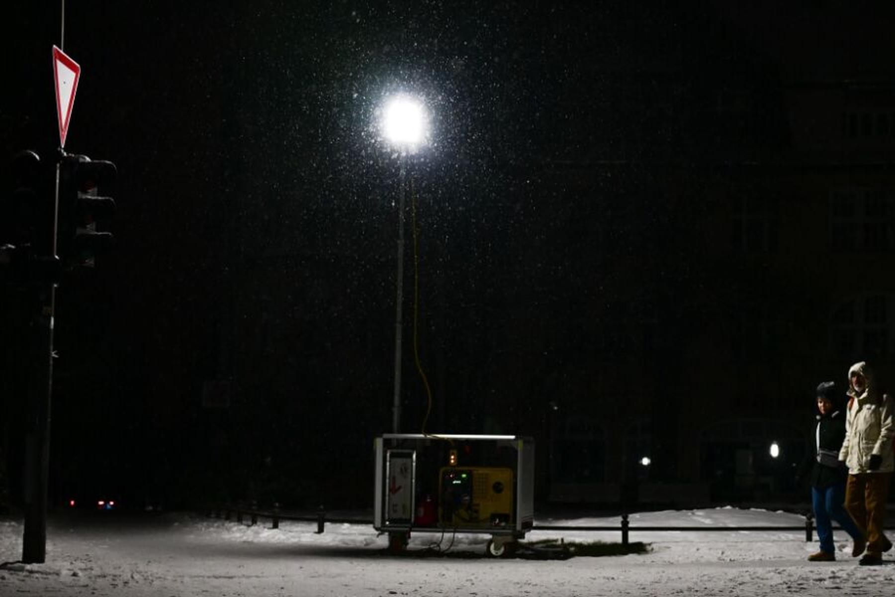Berlin: Tausende Berliner Haushalte weiter ohne Strom